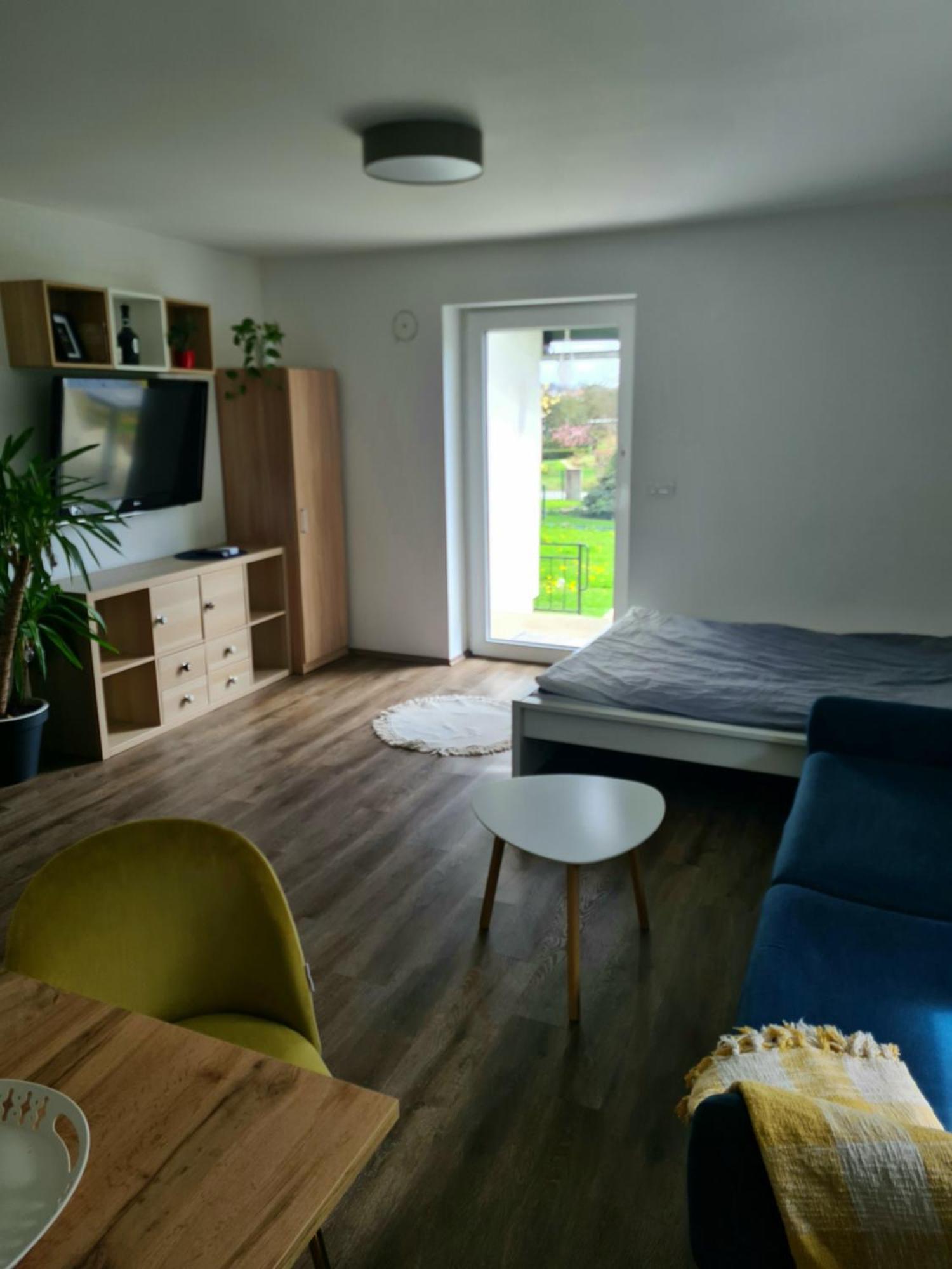 Rooms And Apartments Vili بتوي المظهر الخارجي الصورة