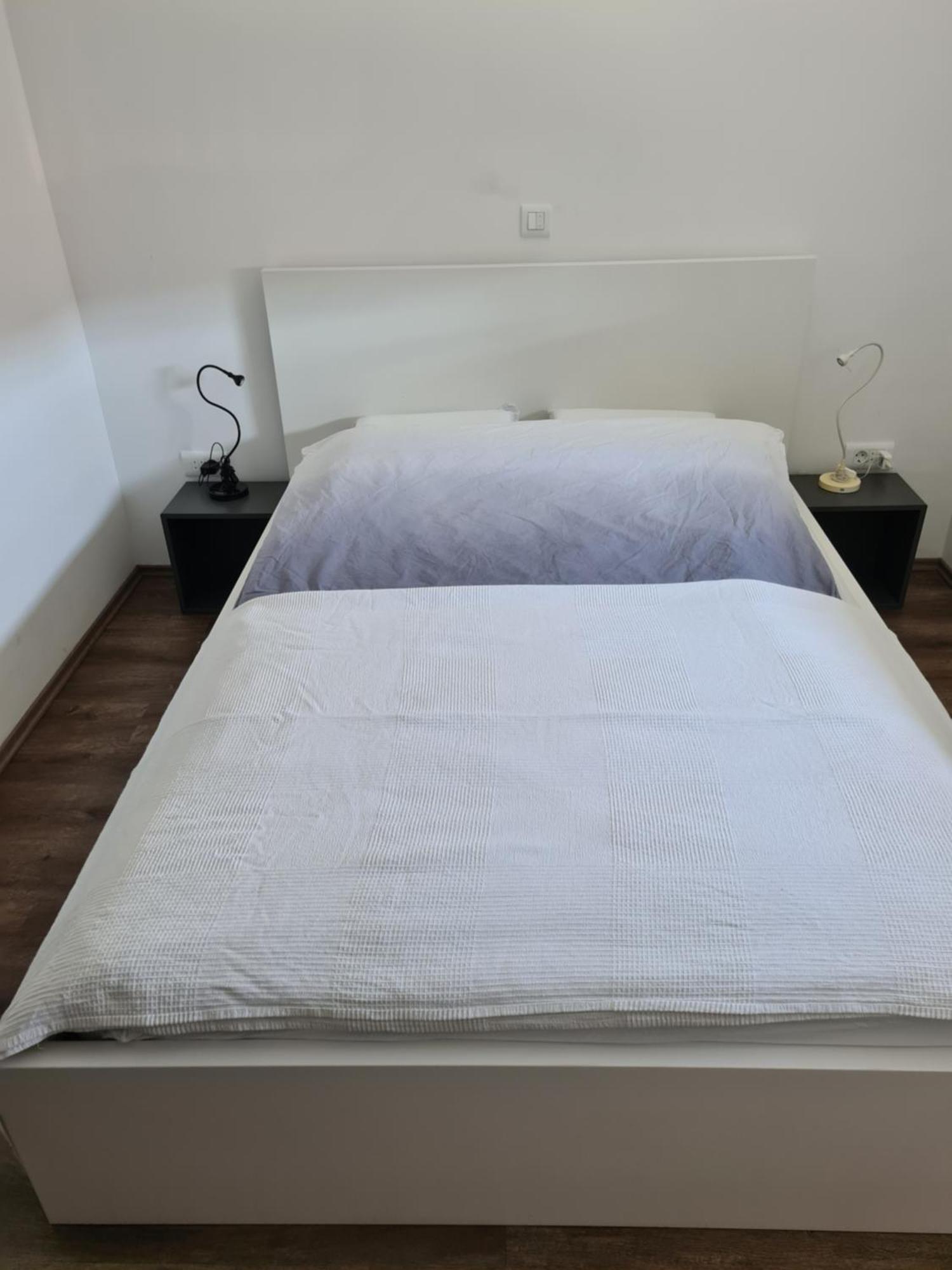Rooms And Apartments Vili بتوي الغرفة الصورة